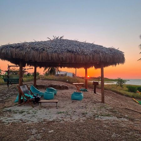 Pousada Ventos Do Guajiru-Casa De Kitesurfistas Ітарема Екстер'єр фото