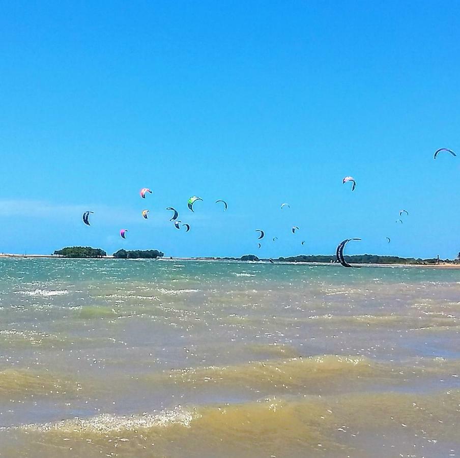 Pousada Ventos Do Guajiru-Casa De Kitesurfistas Ітарема Екстер'єр фото
